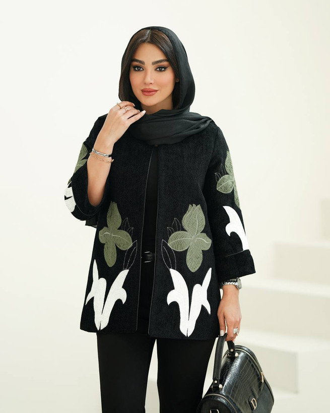 مانتو کتی جلوباز