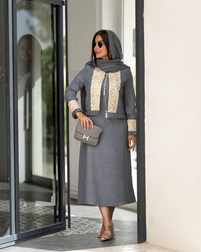 مانتو بلند جلو بسته