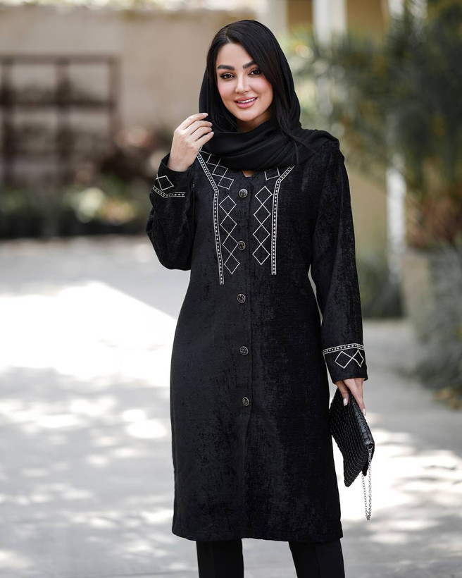 مانتو مجلسی گلدوزی شده