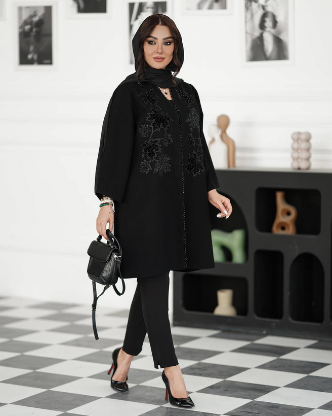 مانتو مجلسی مشکی جواهردوزی