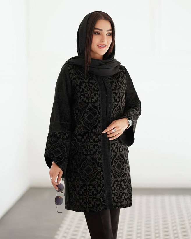 مانتو مجلسی مشکی مخمل