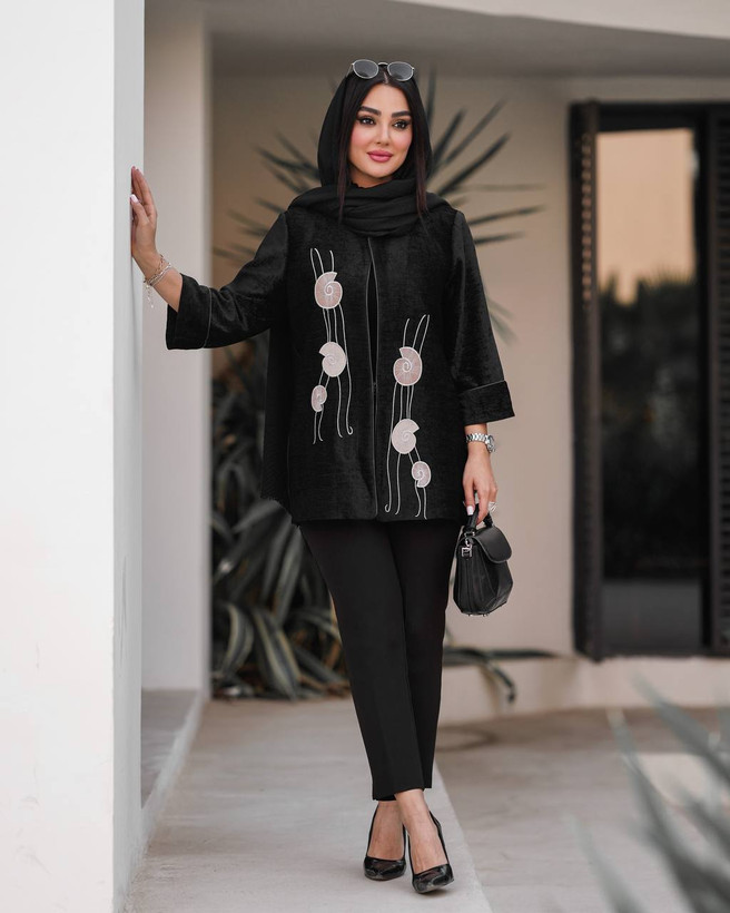 مانتو مخمل کتی گلدوزی