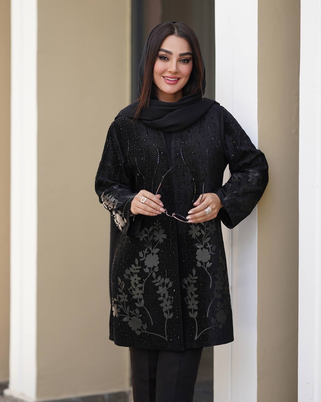 مانتو مجلسی مخمل نگین کاری مدل آرشید