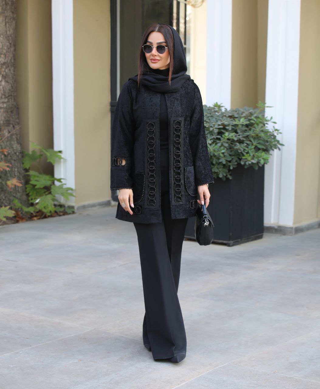 مانتو مجلسی جواهردوزی مخمل مدل المپیاد۲