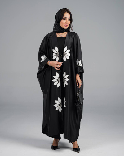 مانتو زنانه عبایی جواهردوزی ساتن زارا